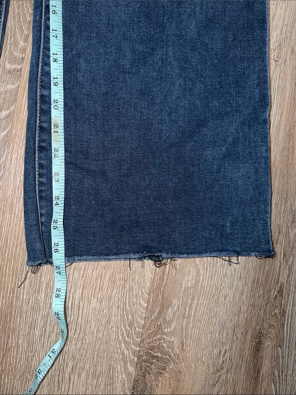 Kut from the Kloth Meg fab ab Wide Leg Jeans in Dark Blue Wash size 6 - Picture 6 of 7